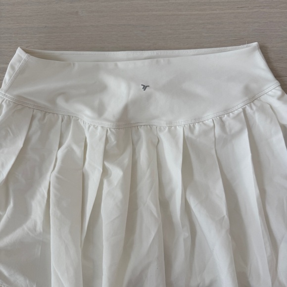 Old Navy White Tennis Skirt Skort Large - Picture 2 of 5